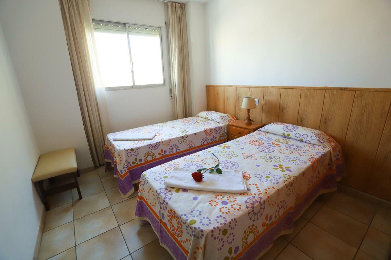 Costa Daurada Apartaments - Regueral カンブリルス エクステリア 写真