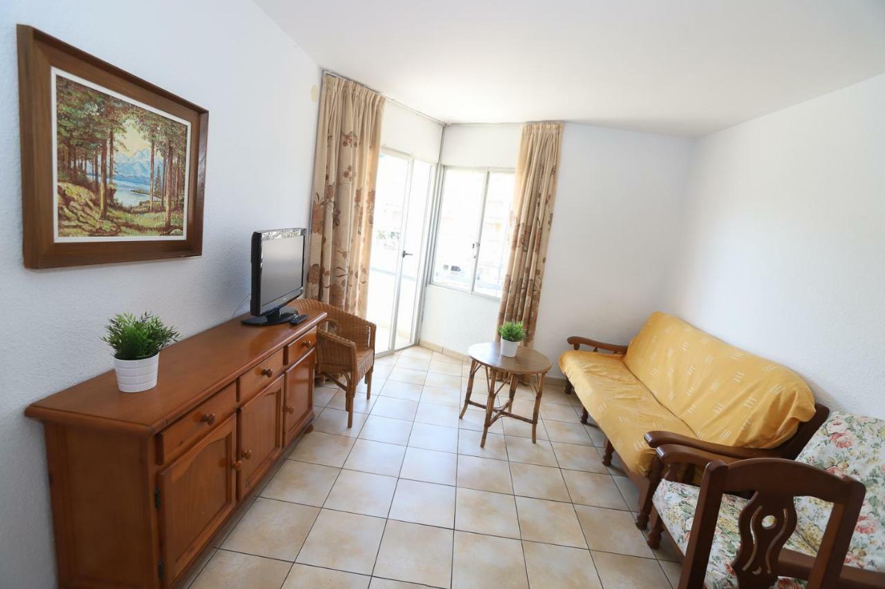 Costa Daurada Apartaments - Regueral カンブリルス エクステリア 写真