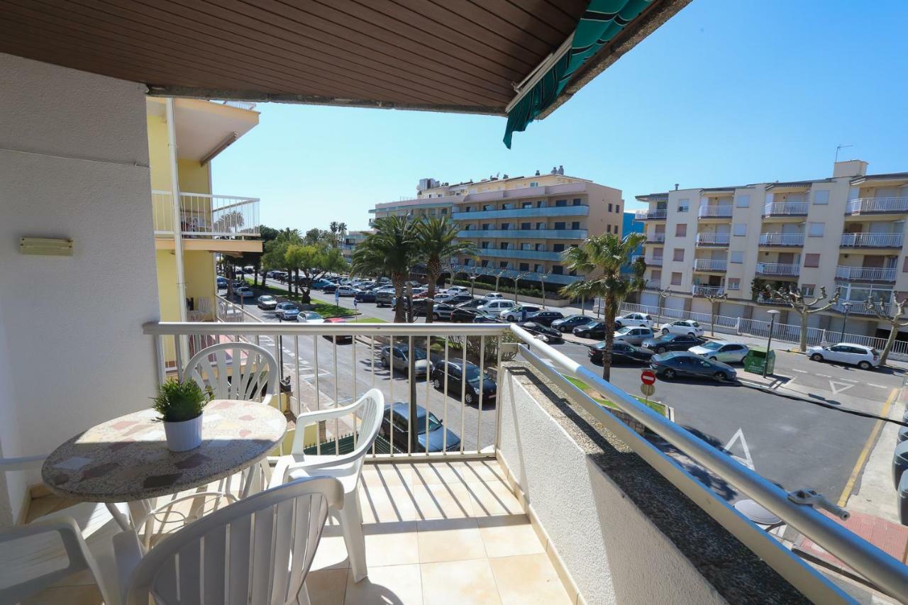 Costa Daurada Apartaments - Regueral カンブリルス エクステリア 写真